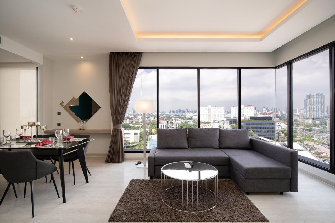 Thaya Hotel Bangkok Esterno foto